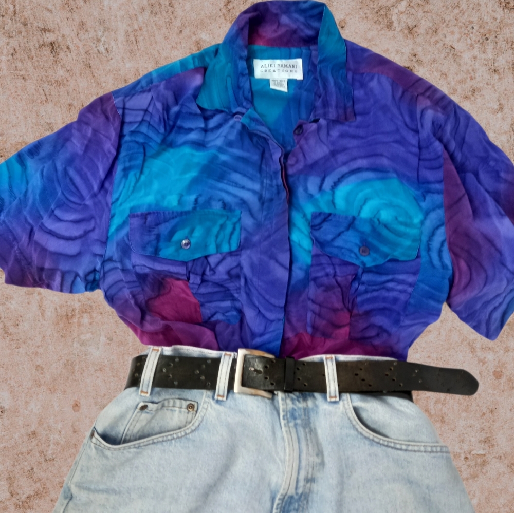 VINTAGE 80's silk ALIKI YAMANI button up blouse